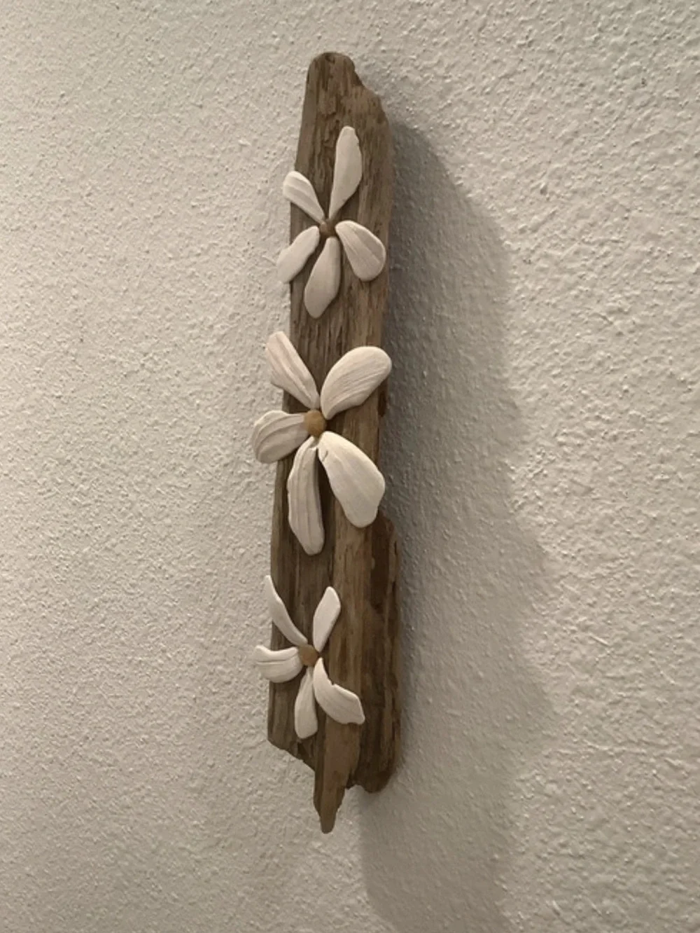 Driftwood Art, Driftwood & Seashell Flowers With Agates , Coastal Decor